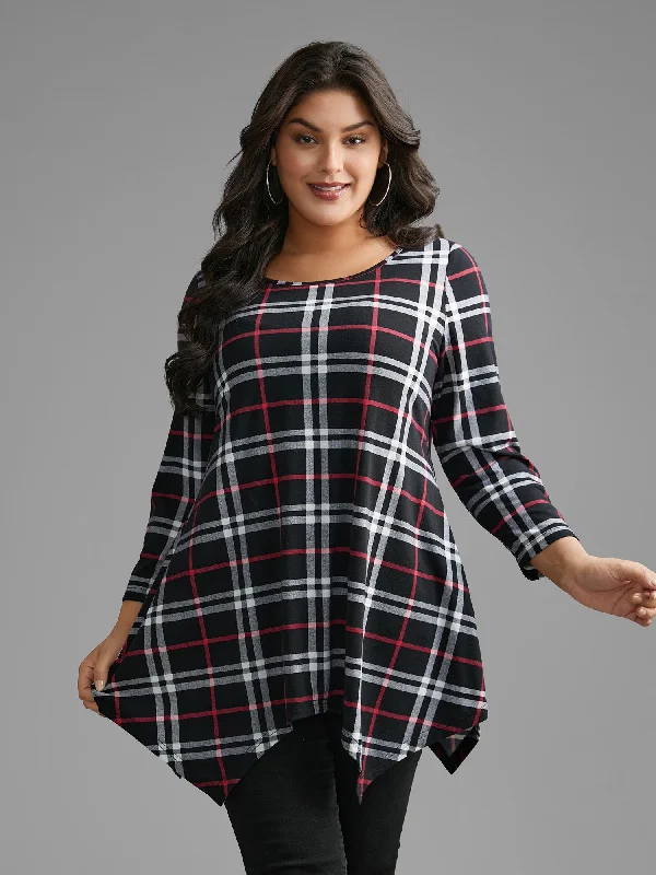 Plaid Asymmetrical Hem Pocket T-shirt